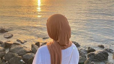 حافية على اشواك من ذهب رواية حافية بقلم زينب مصطفى